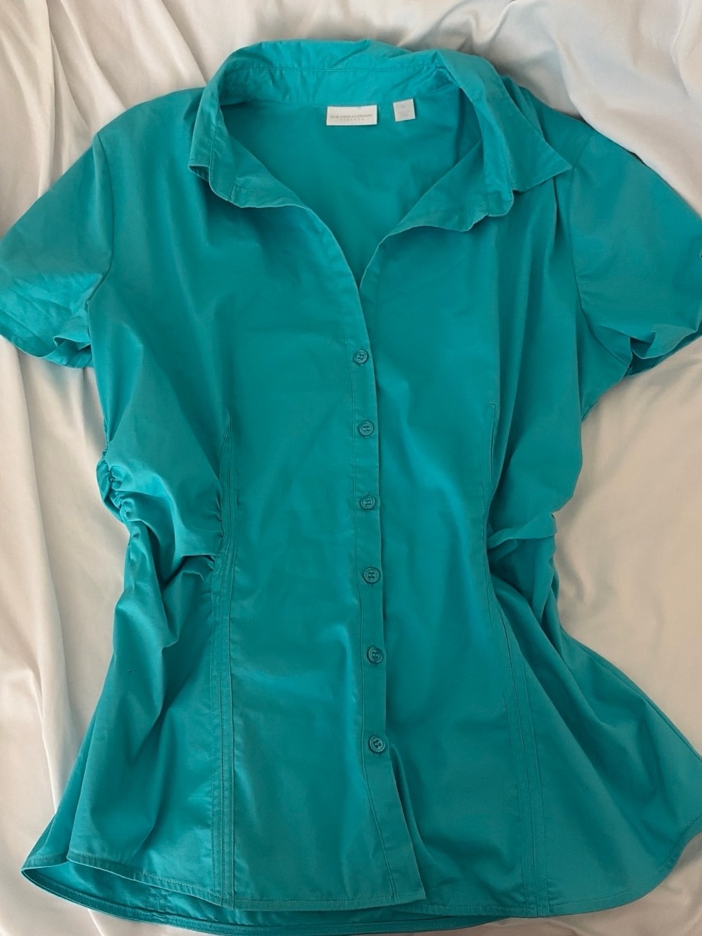 New York & Company Teal Short-Sleeve Button-Front Shirt - Picture 1 of 3